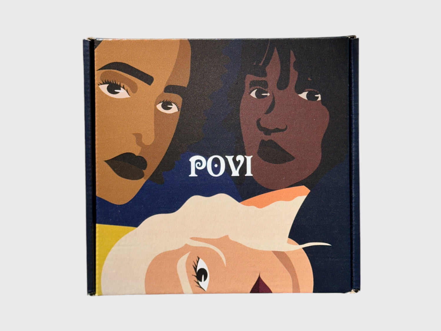 Visuel de face coffret-cadeau Povi idéal pour femme à Noël, anniversaire, St-Valentin, Fëte des Mères (single)